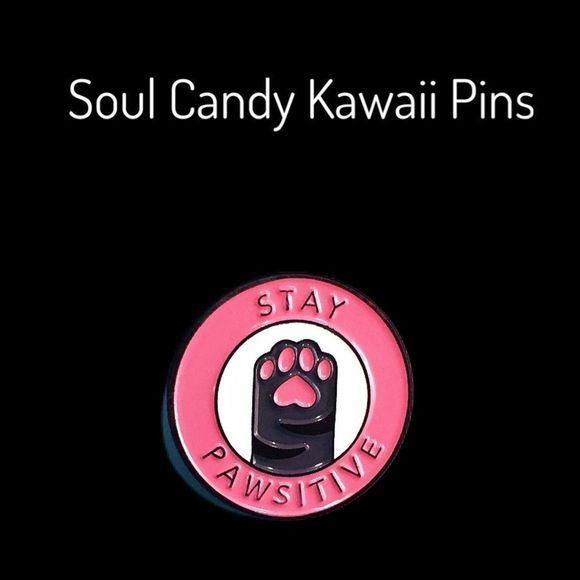 Stay Pawsitive enameled pin - Picture 3 of 3